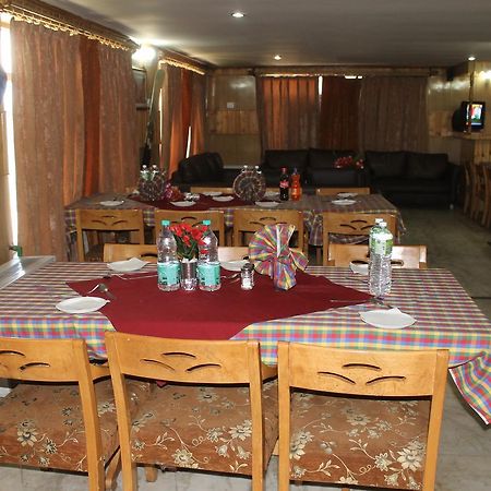 Fluorescence Hotel And Restaurant Gulmarg Exterior photo