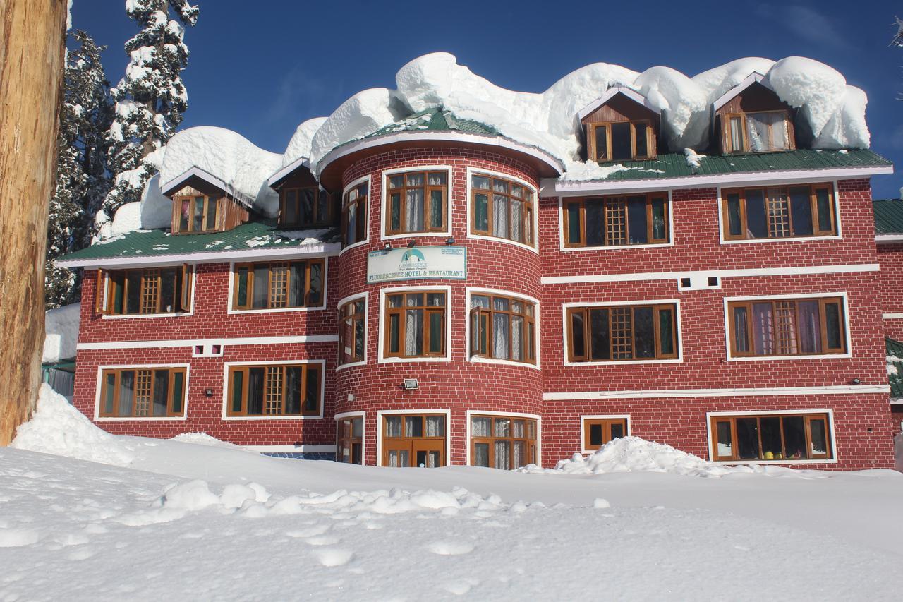 Fluorescence Hotel And Restaurant Gulmarg Exterior photo